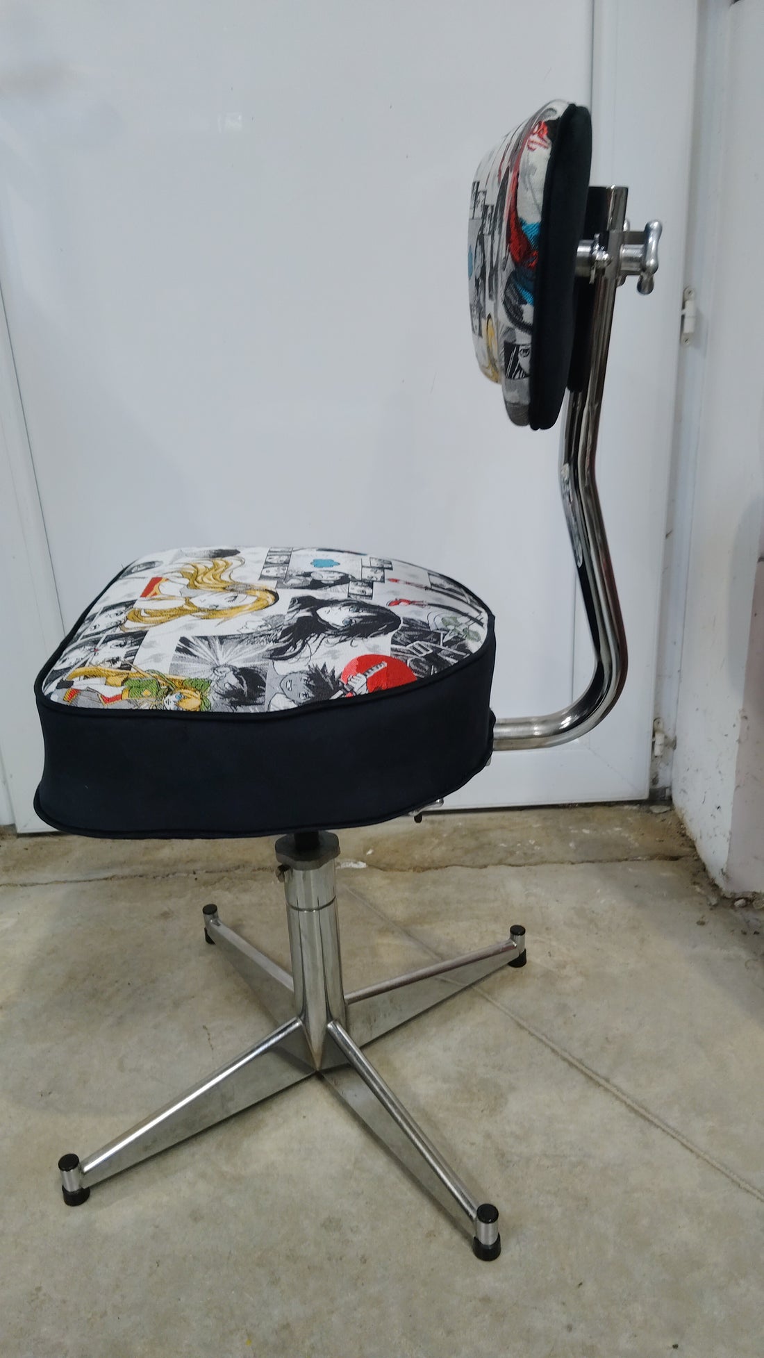 CHAISE D&