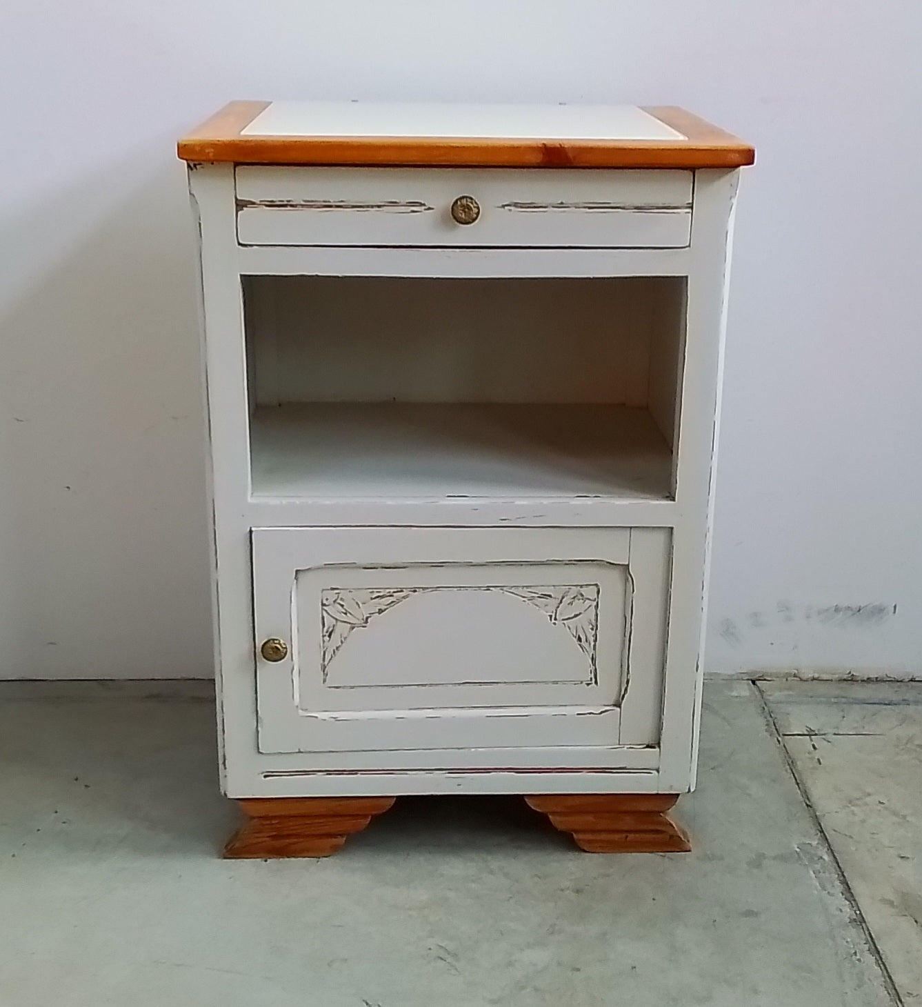 Table de chevet