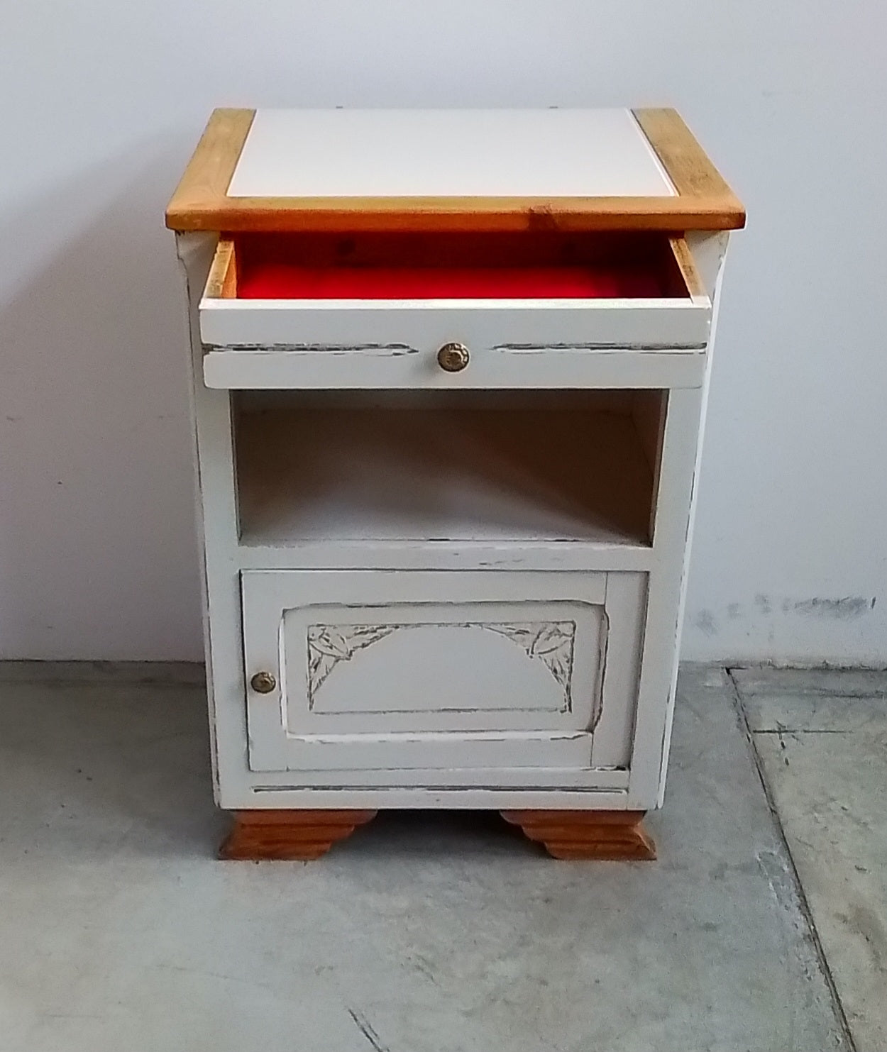Table de chevet
