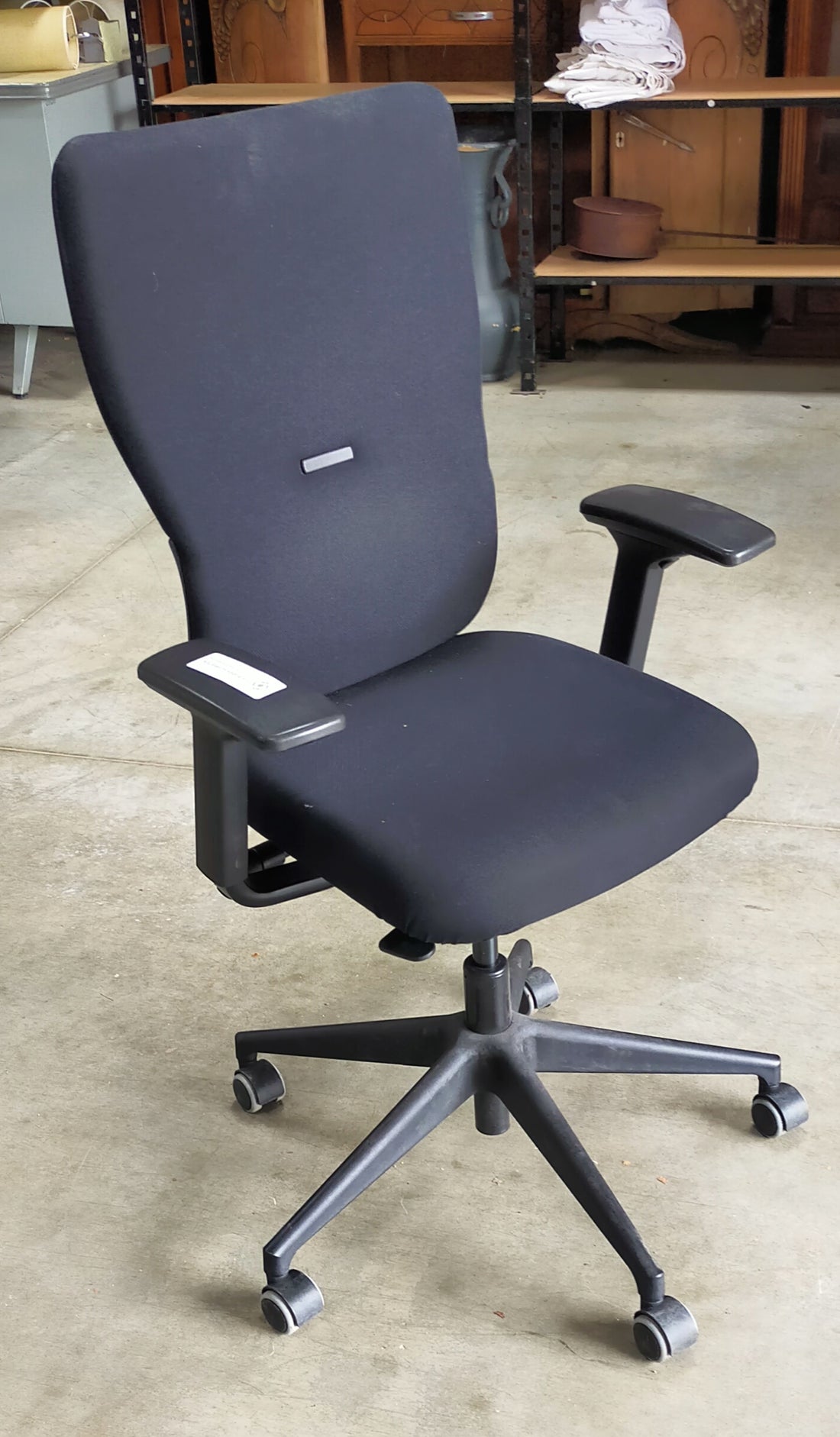 FAUTEUIL DE BUREAU AVEC ACCOUDOIRS