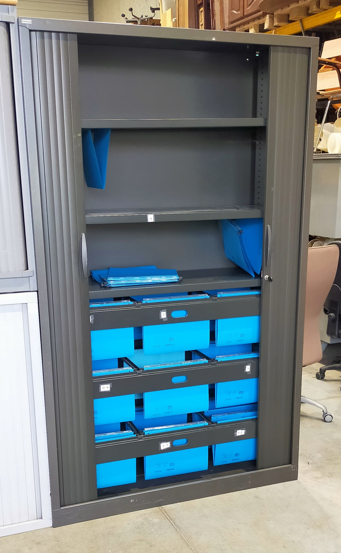 ARMOIRE HAUTE METALLIQUE