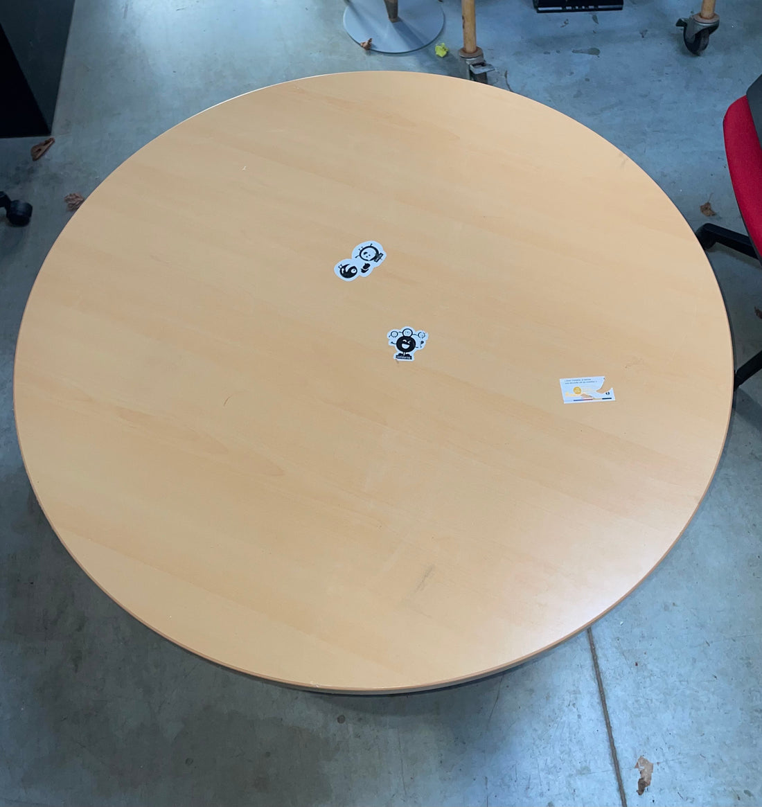 Table ronde en bois