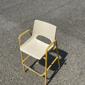 Chaise haute pour enfant